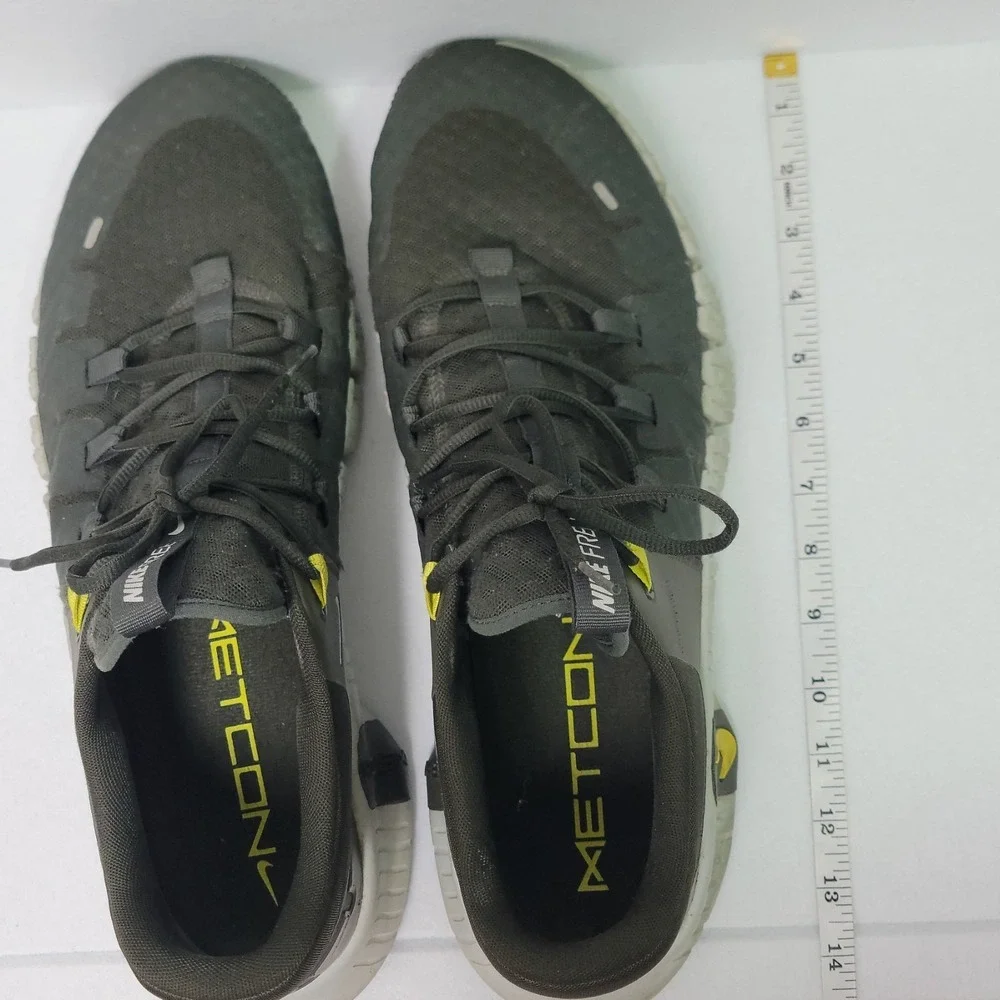 Size 17 - Nike Free Metcon 5 Sequoia High Voltage